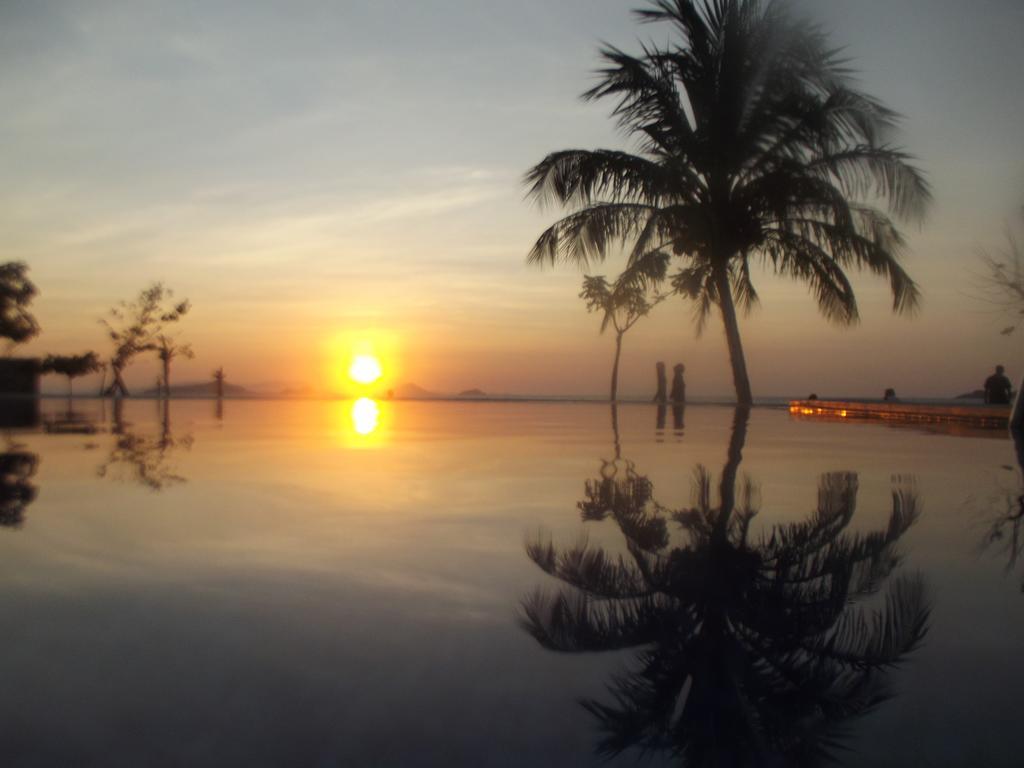 Luwansa Beach Hotel Лабуан-Баджо Екстер'єр фото
