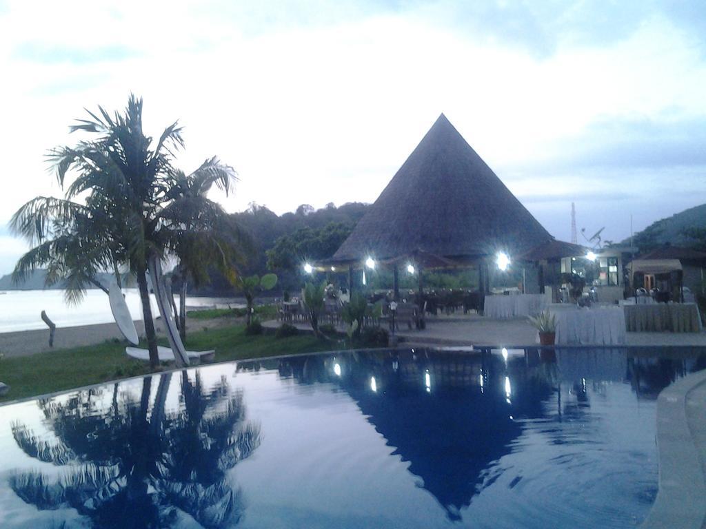 Luwansa Beach Hotel Лабуан-Баджо Екстер'єр фото