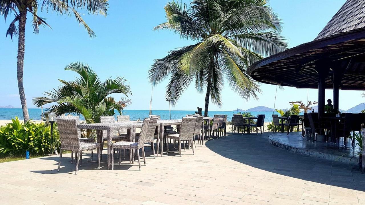 Luwansa Beach Hotel Лабуан-Баджо Екстер'єр фото